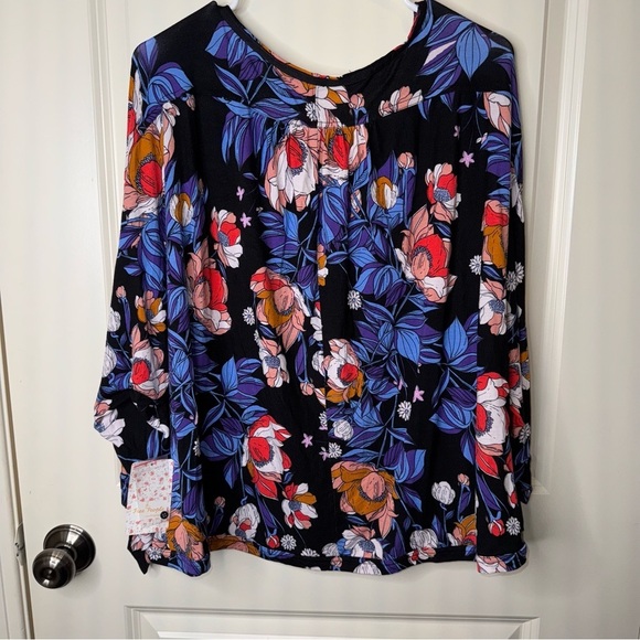 NEW Free People Keepin On Tropical Floral Twist Front Knit Blouse Size L - Picture 7 of 16